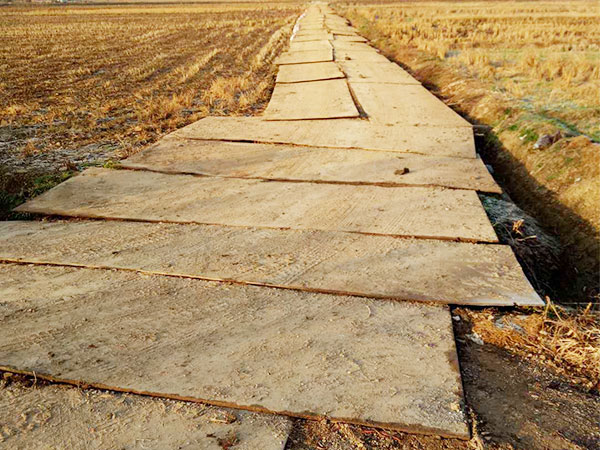 常德市鑫翔建筑設備租賃有限公司,常德墊路鋼板租賃,墊路鋼板銷售,機械設備租賃哪里好 常德市鑫翔建筑設備租賃有限公司,常德墊路鋼板租賃,墊路鋼板銷售,機械設備租賃哪里好